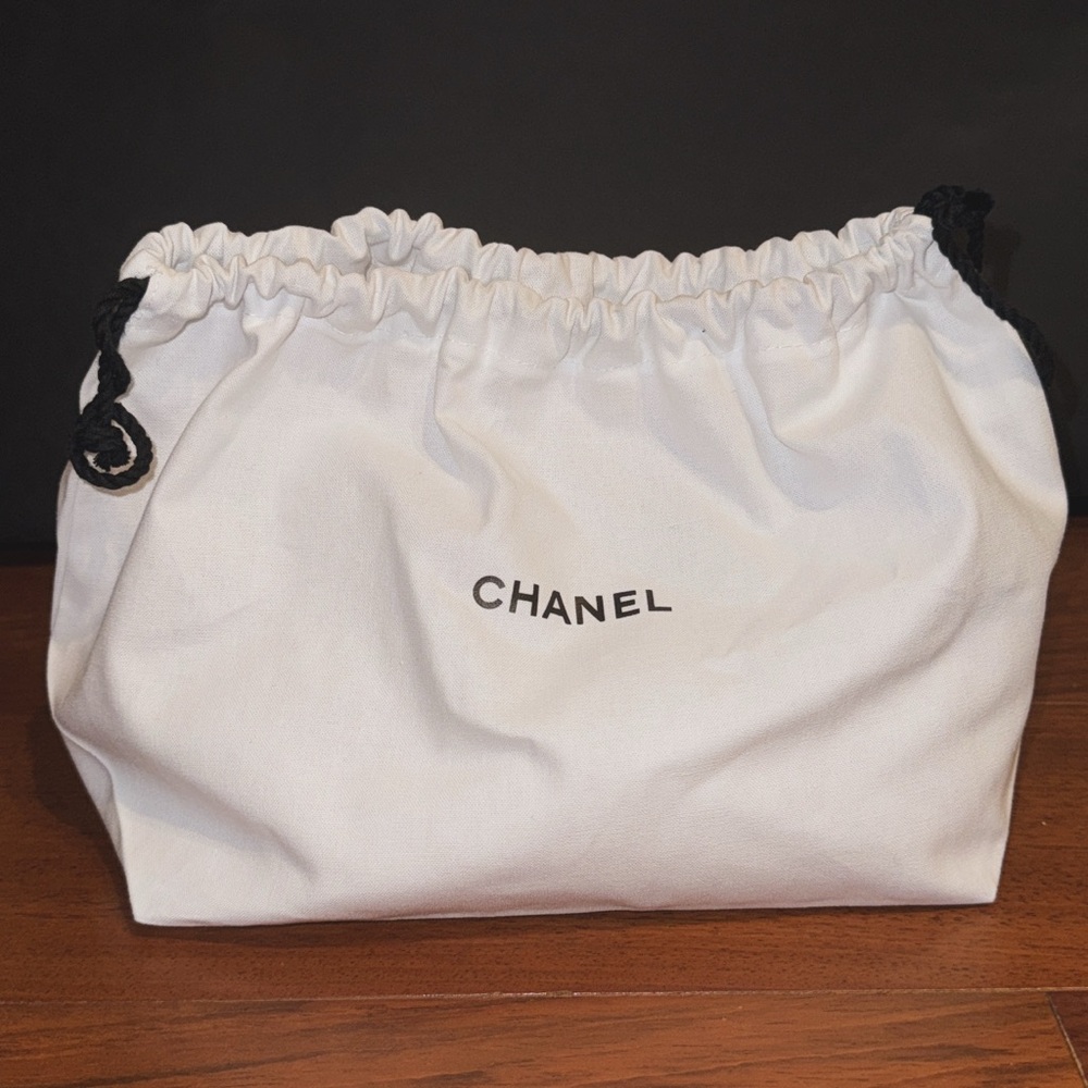 Authentic - CHANEL white cotton canvas drawstring pouch cosmetic bag storage bag